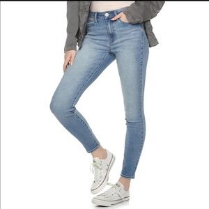 Mudd High-Rise Ankle Jeggings